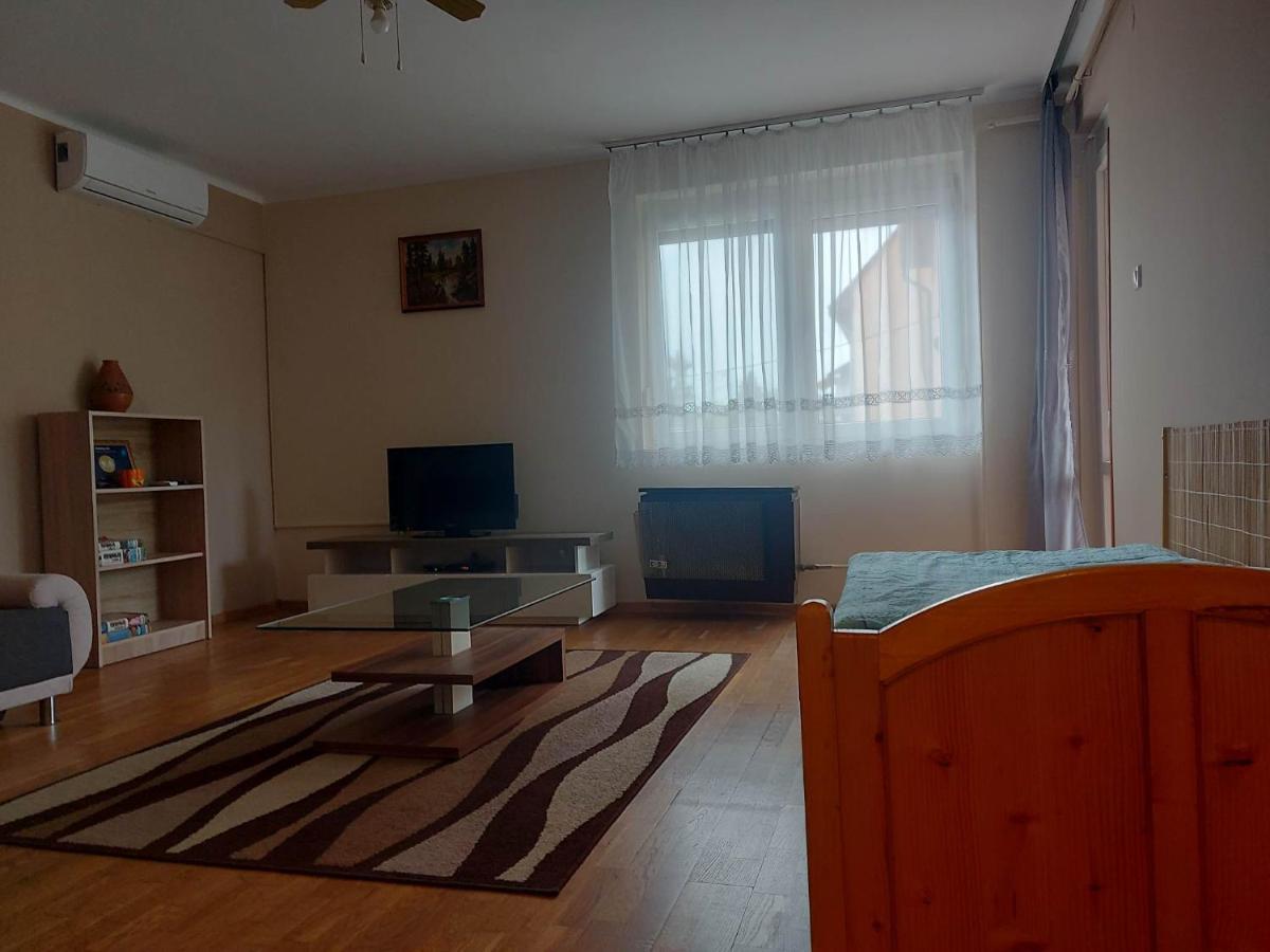 Balaton Apartman Balatonboglár Exterior foto
